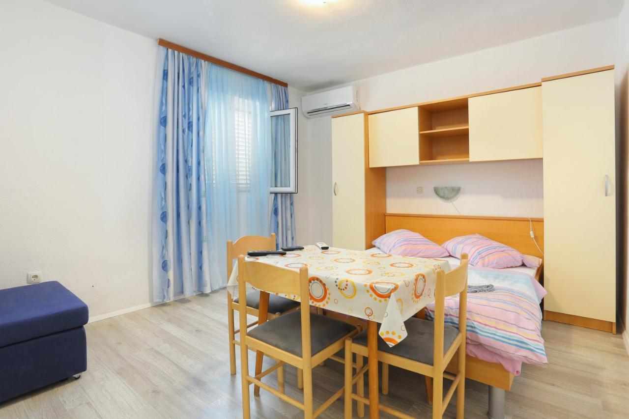 Apartments With A Parking Space Tucepi, Makarska - 6695 ภายนอก รูปภาพ